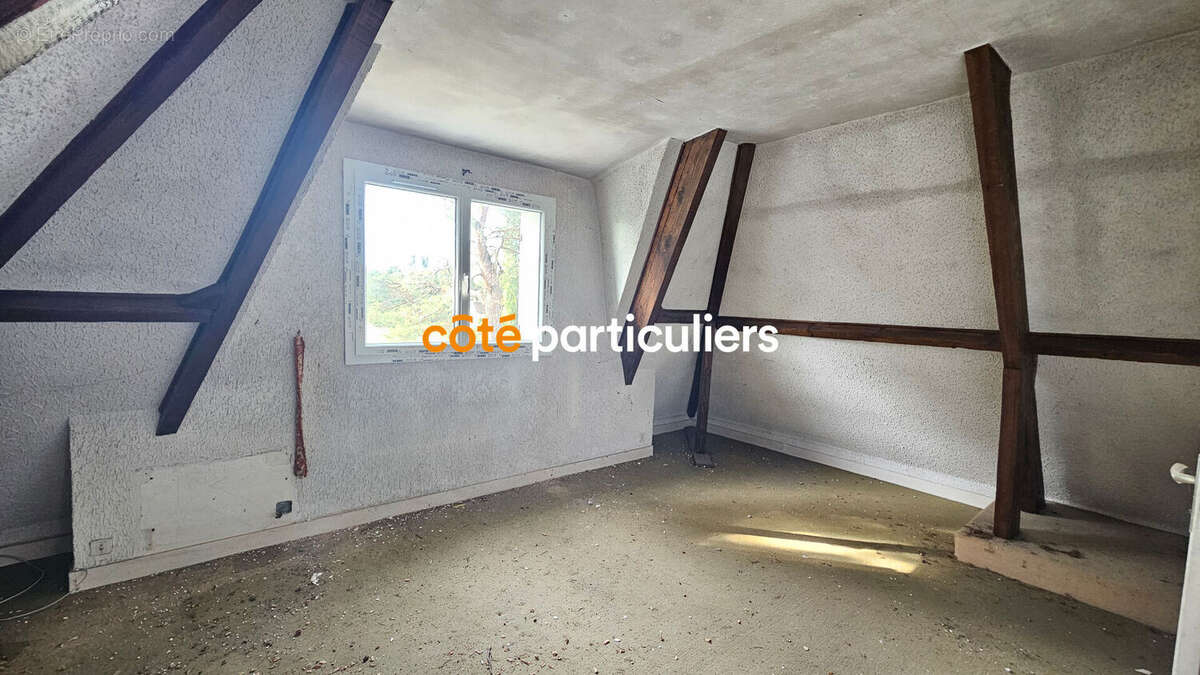 Maison à DOMATS
