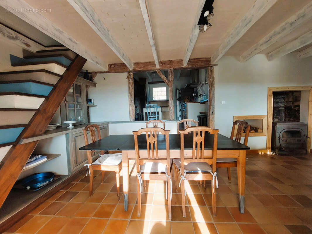 Maison à MONTCUQ