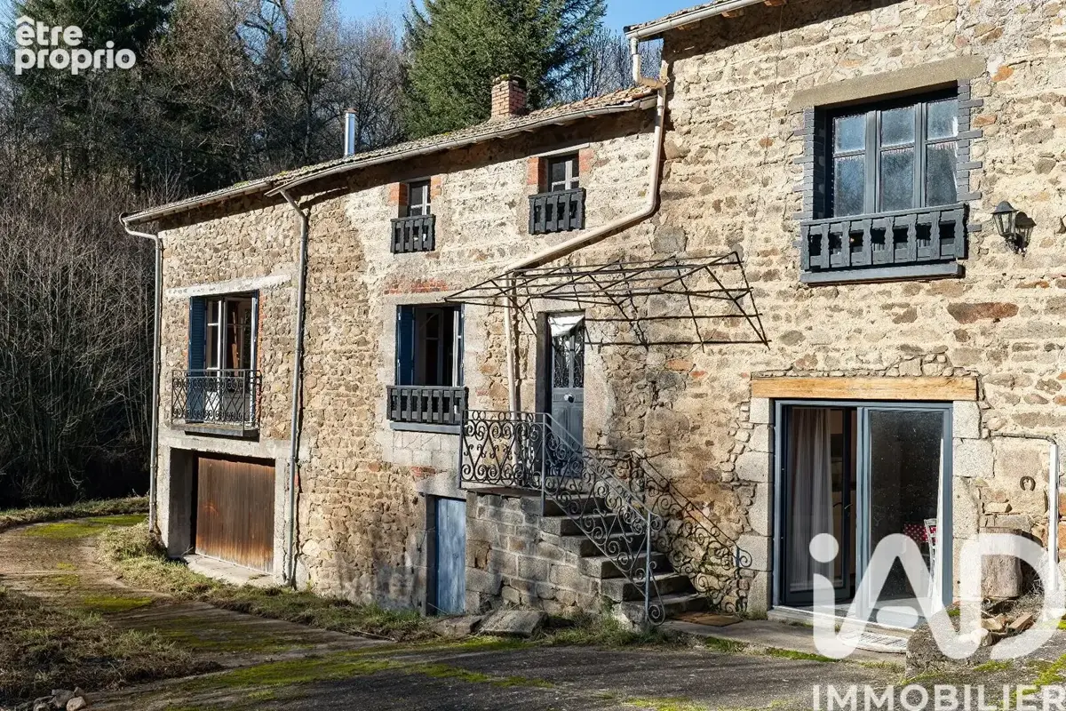 Photo 1 - Maison à VERNET-LA-VARENNE