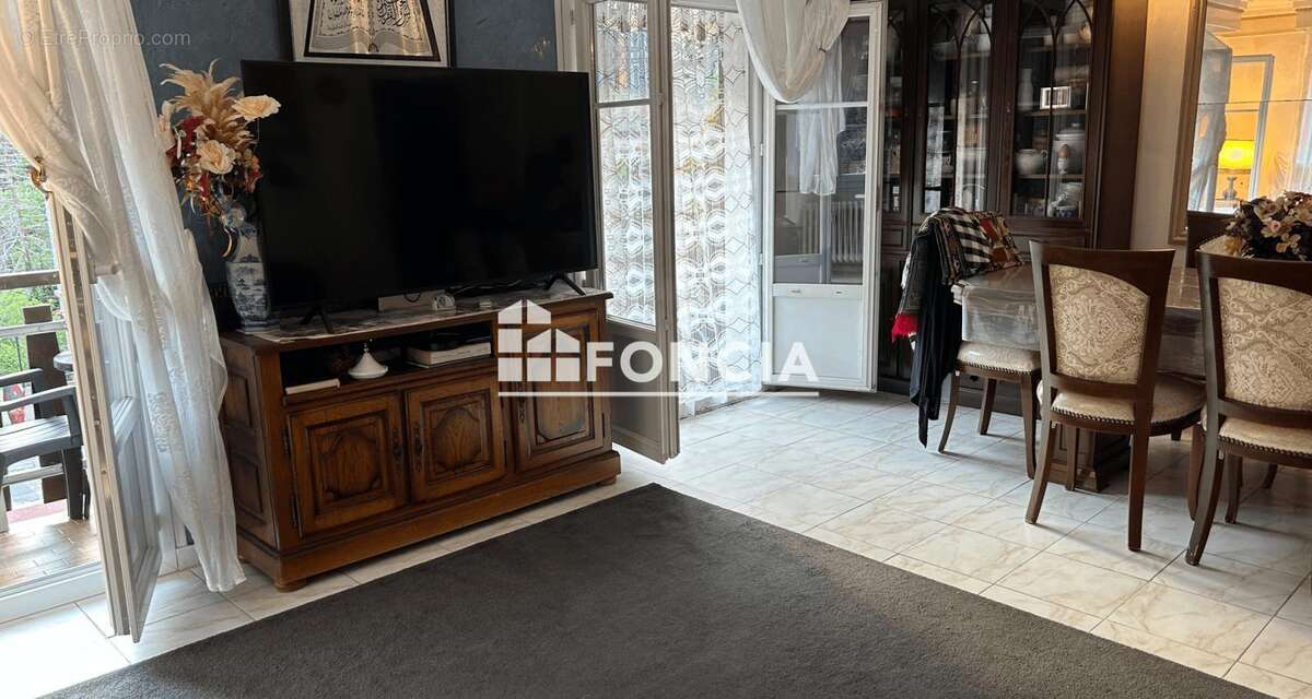 Appartement à SAINT-SAUVEUR-SUR-TINEE