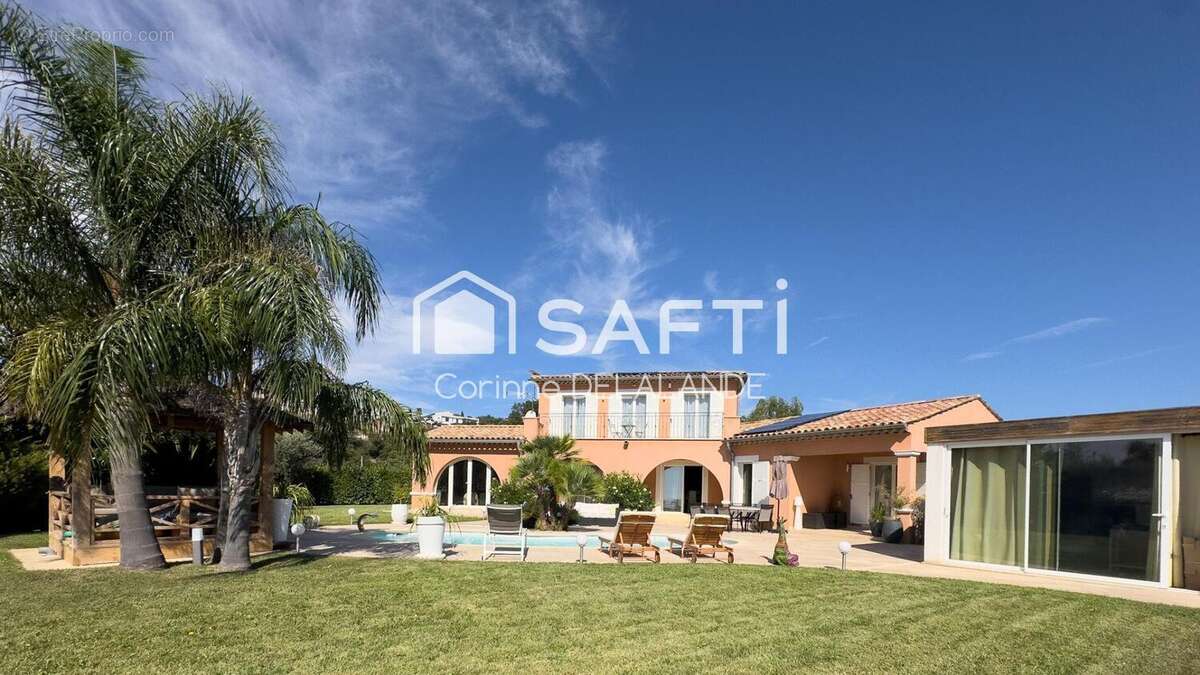 Photo 2 - Maison à SAINT-LAURENT-DU-VAR