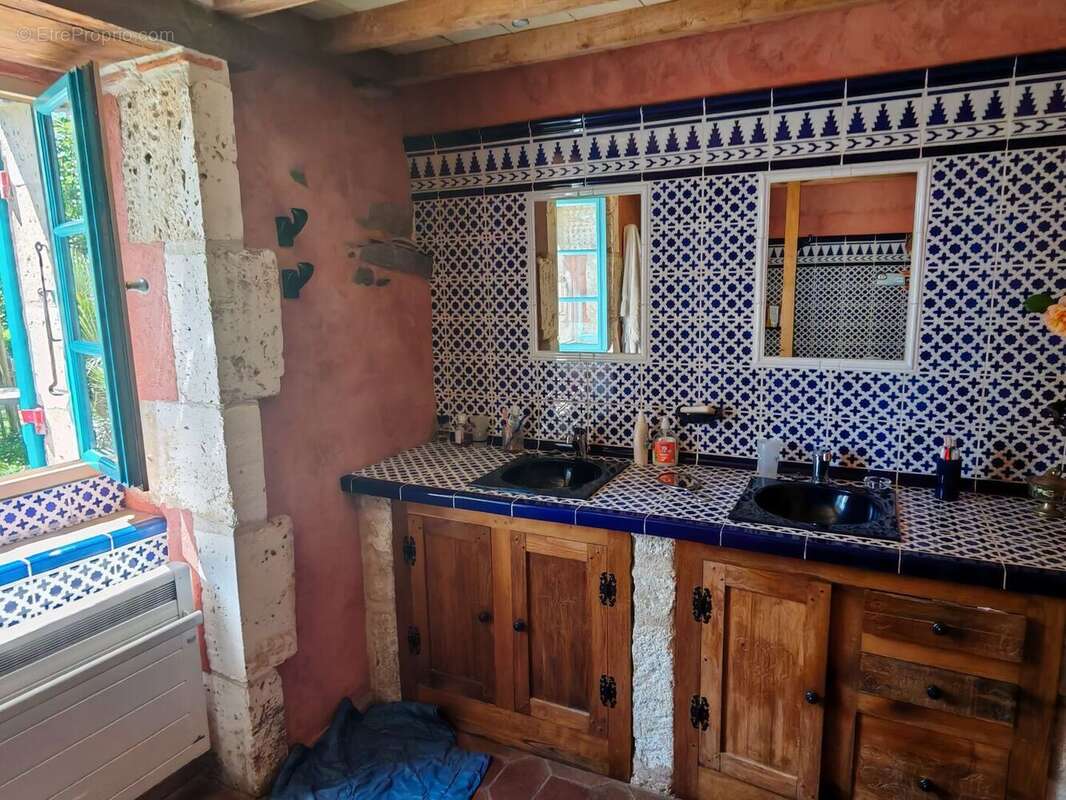 Grands volumes pour cette maison périgourdine sur 1 hectare de terrain - photo 10