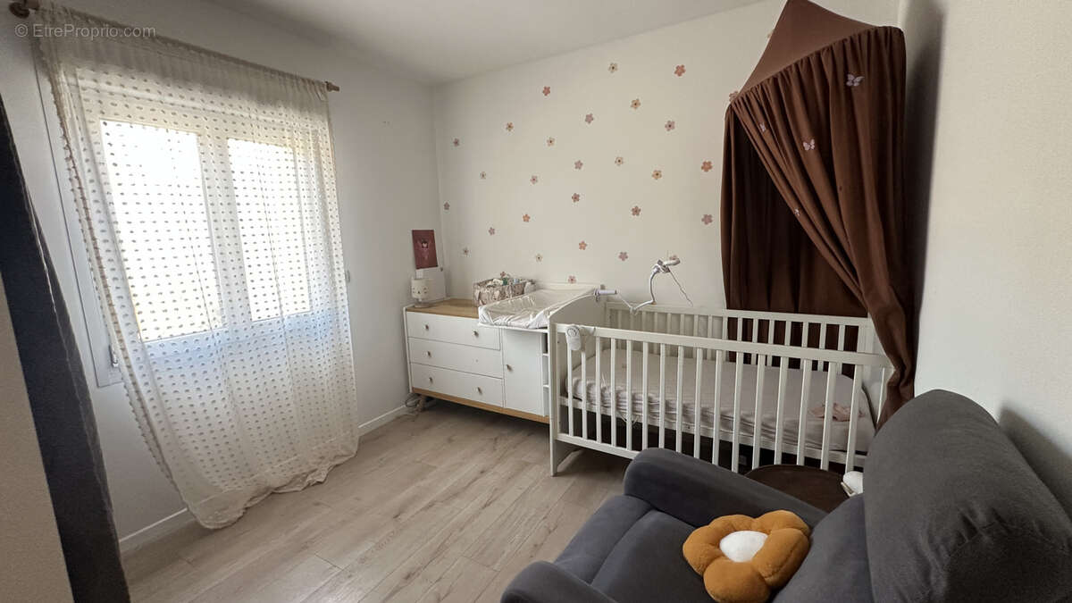 Villa F4 de 105m2 hab, garage, sur 518m2 de terrain à Saturargues - photo 15