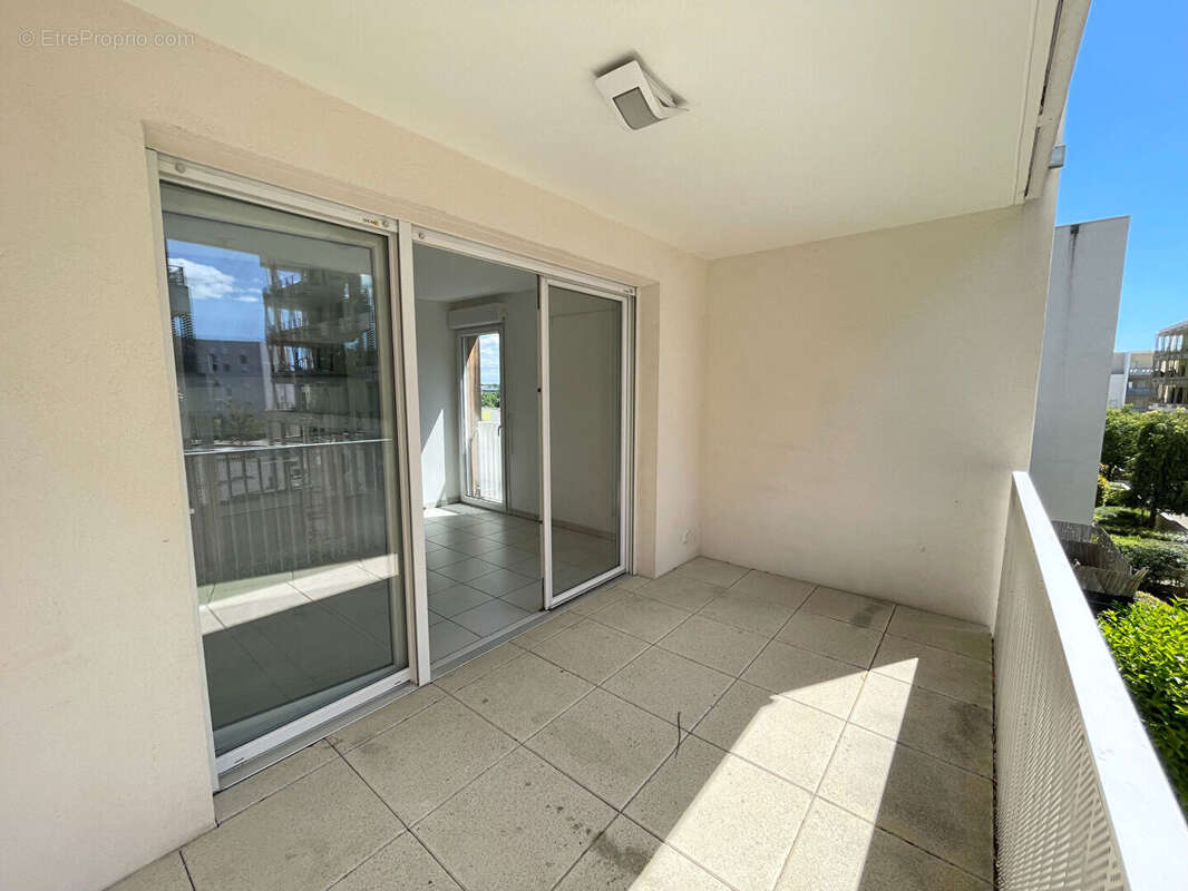 Appartement à JUVIGNAC