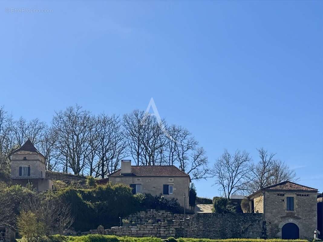 Maison à PRAYSSAC