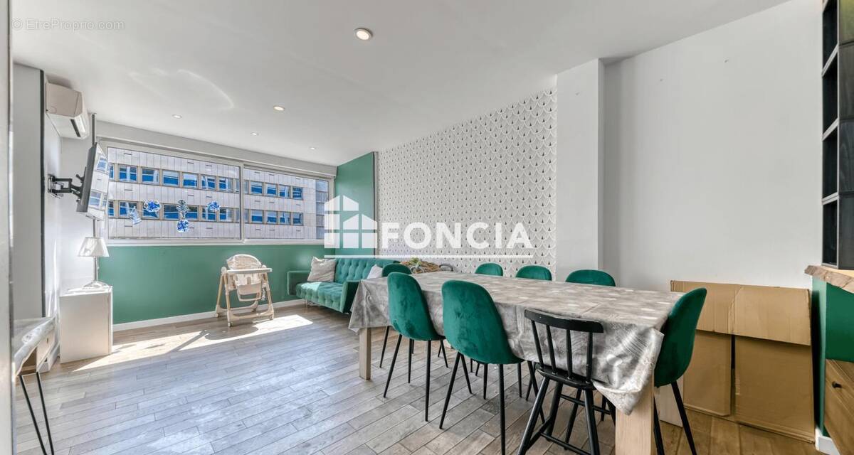 Appartement à LYON-6E