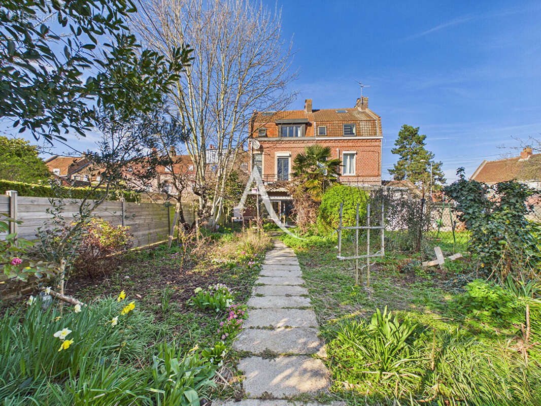 Maison à MONS-EN-BAROEUL