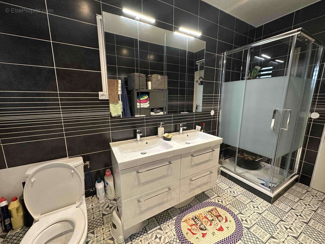 Appartement à ROSNY-SOUS-BOIS