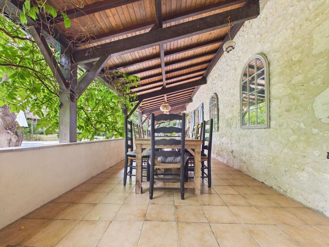 Maison à EYMET