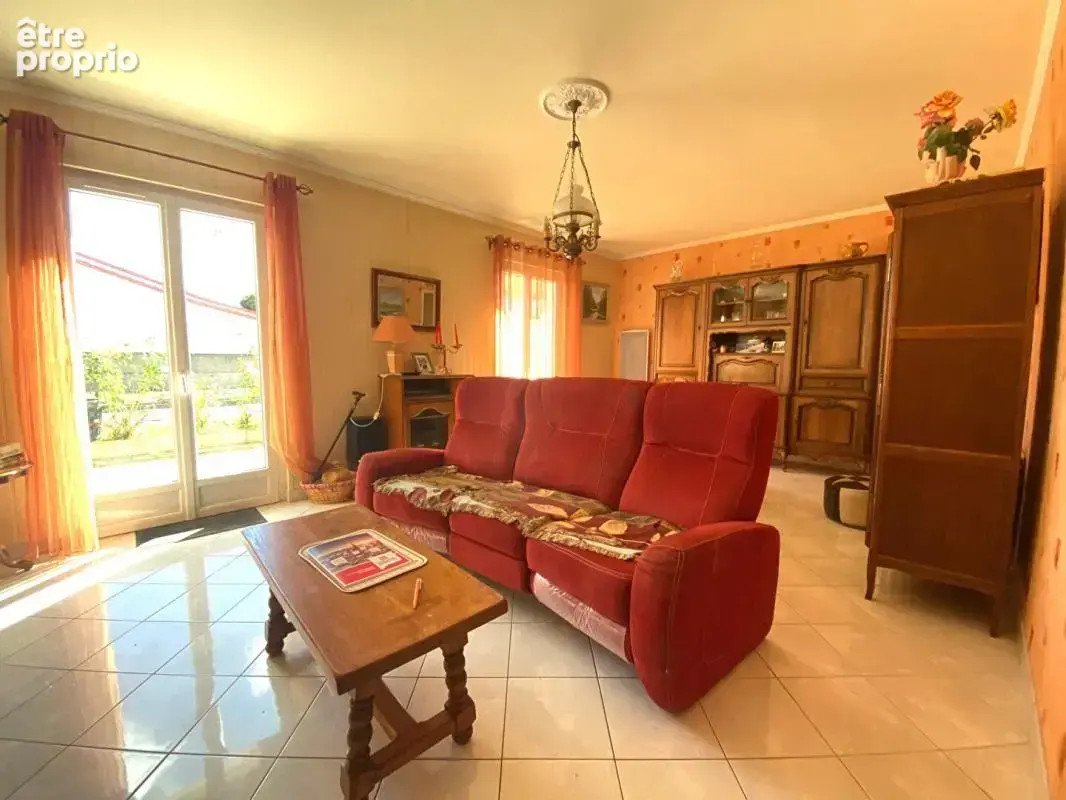Maison plain pied - 3 chambres 44680 sainte pazanne - budget 270 400  hai - photo 6