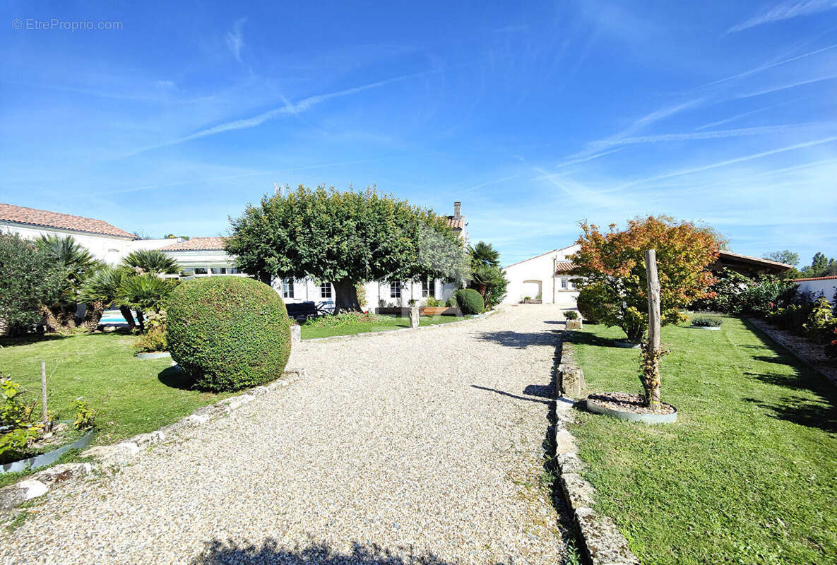 Maison à MIGRON