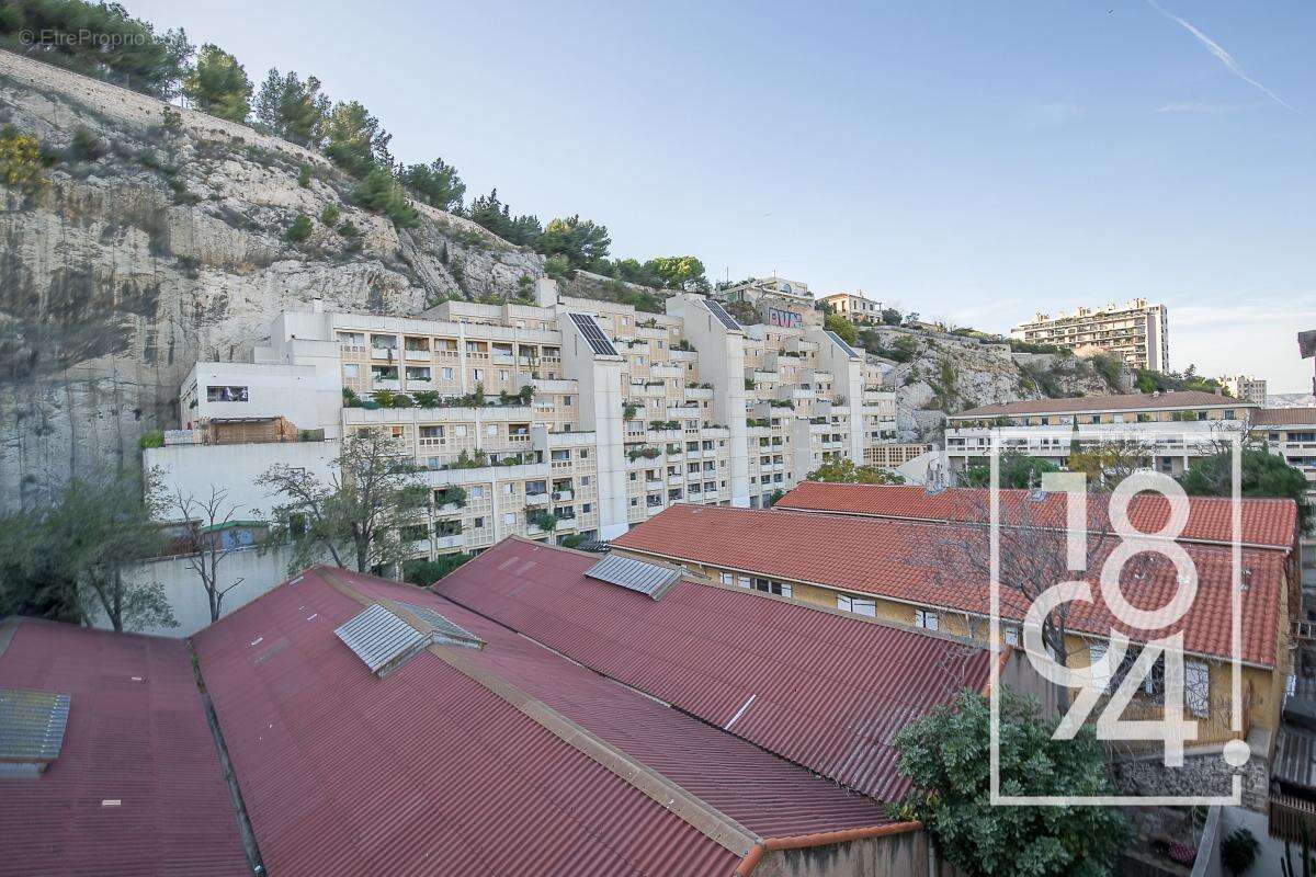 Appartement à MARSEILLE-6E