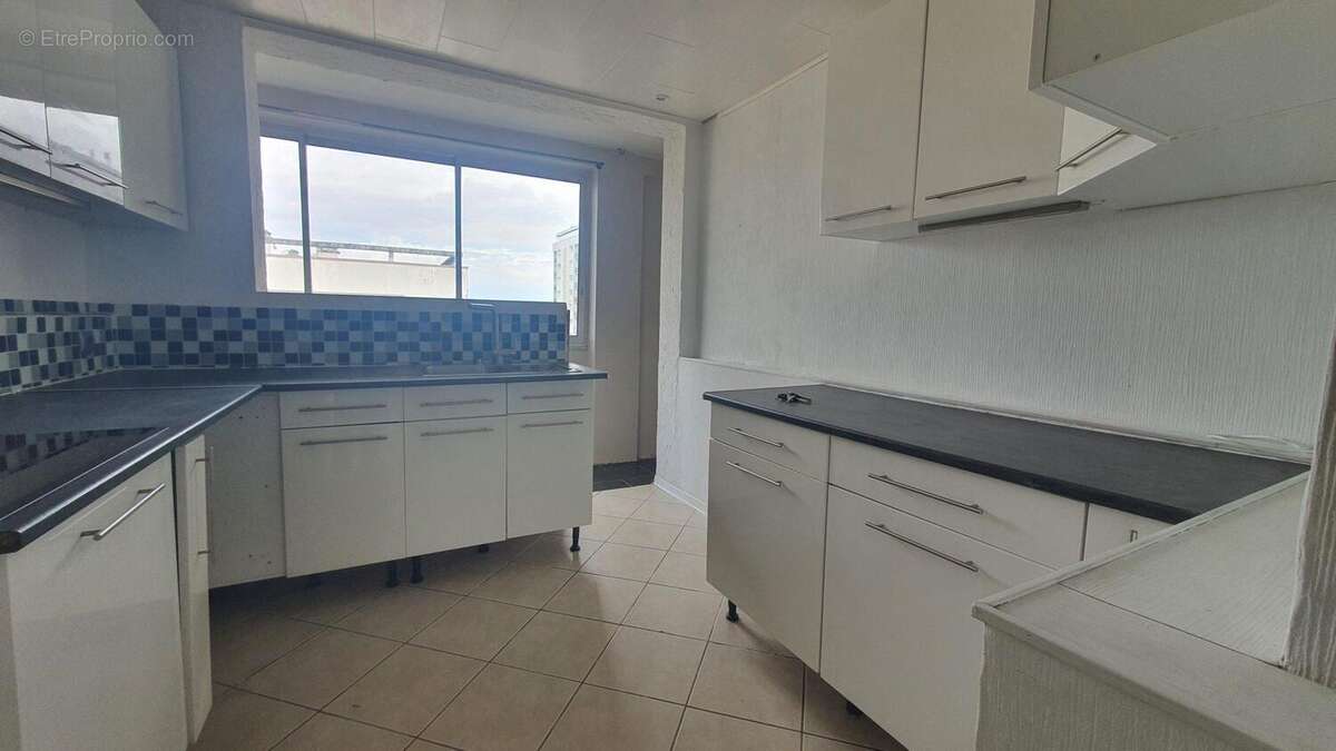 Appartement à CHENOVE