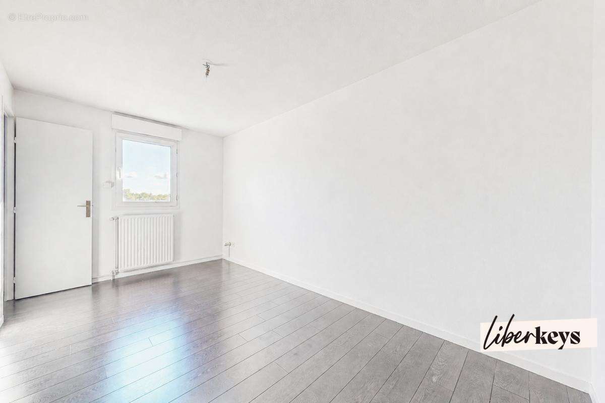   Duplex 71 m² lumineux + garage – Gare TGV à 2 min – Idéal investisseur ou actif mobile - photo 6