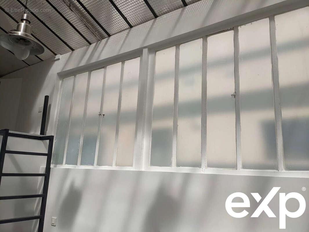 Commerce à PARIS-3E