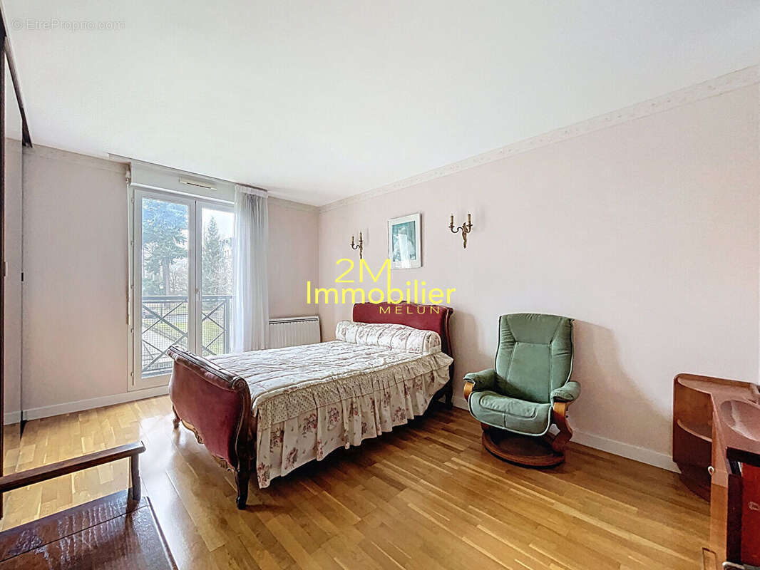 Appartement à DAMMARIE-LES-LYS