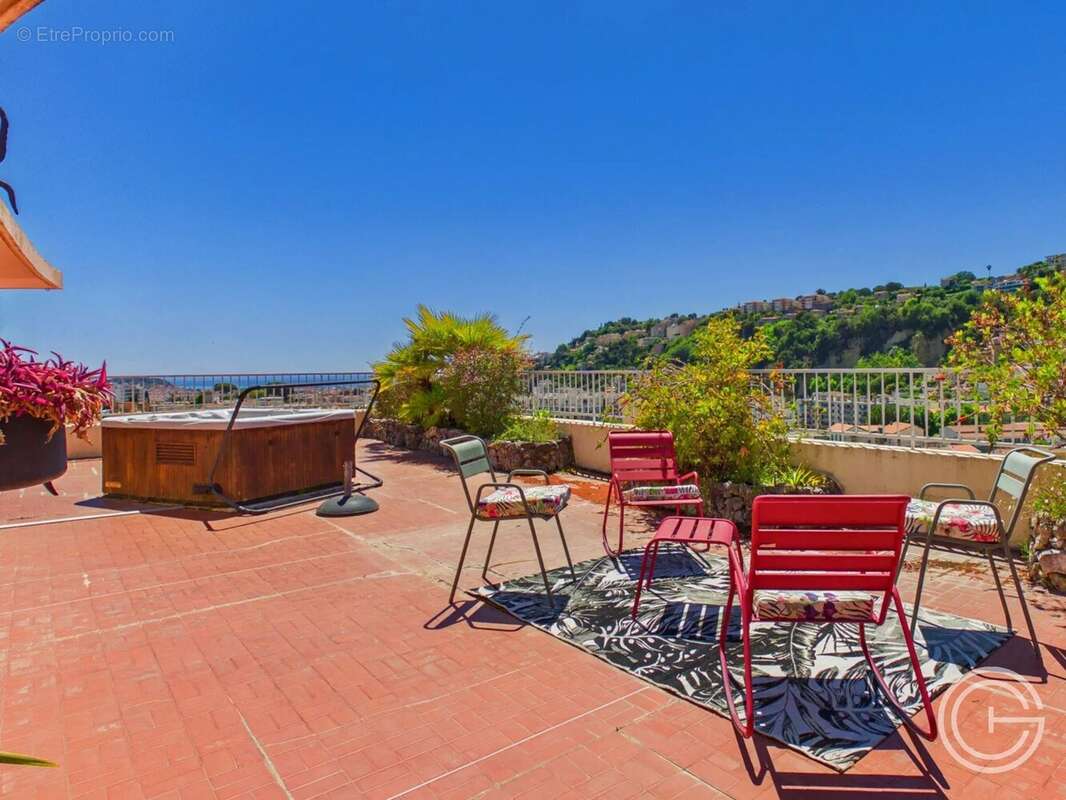 Appartement à NICE