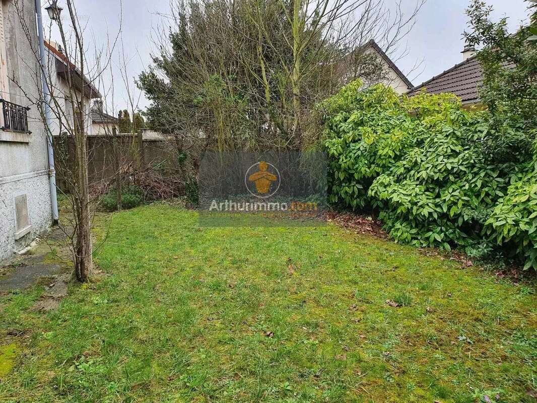 Maison à GOUSSAINVILLE