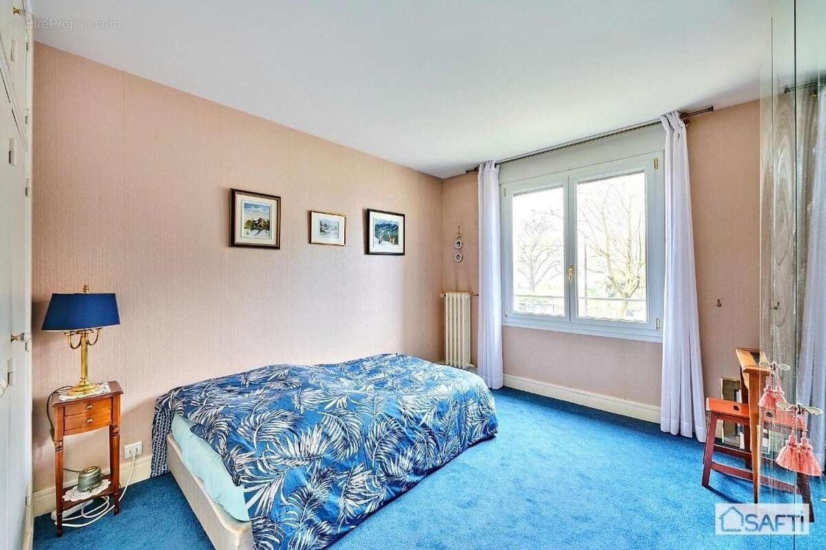 Photo 6 - Appartement à COURBEVOIE