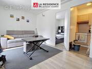 Appartement à LES CLAYES-SOUS-BOIS