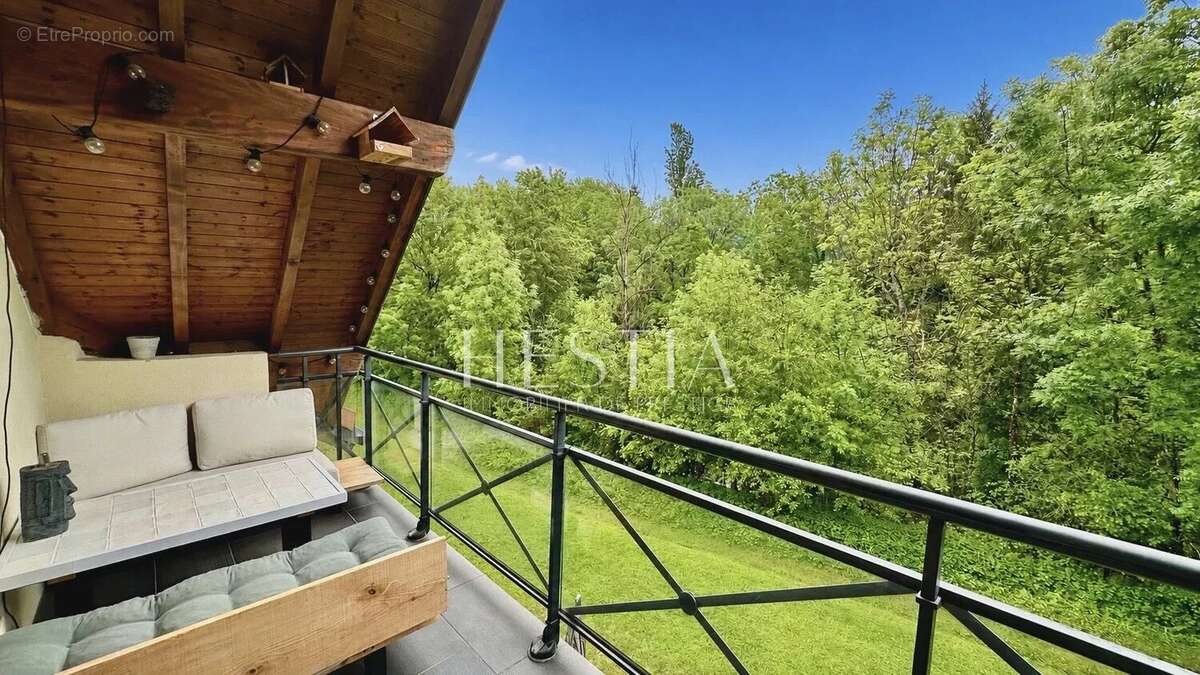 Appartement à GROISY