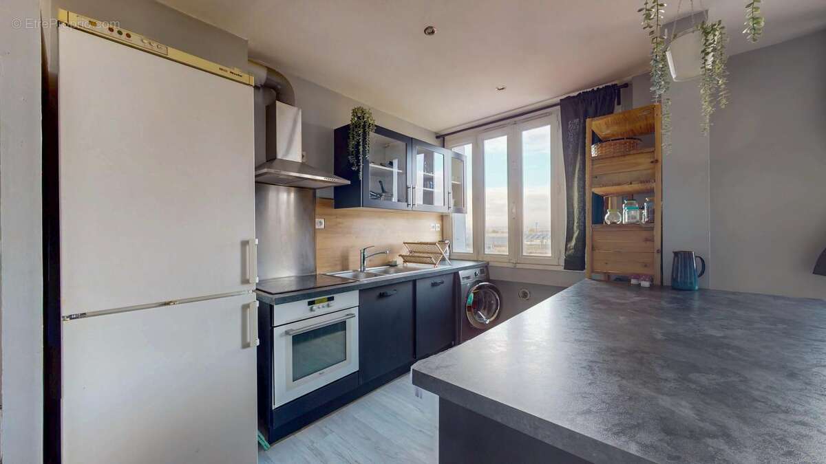 Appartement à LYON-7E