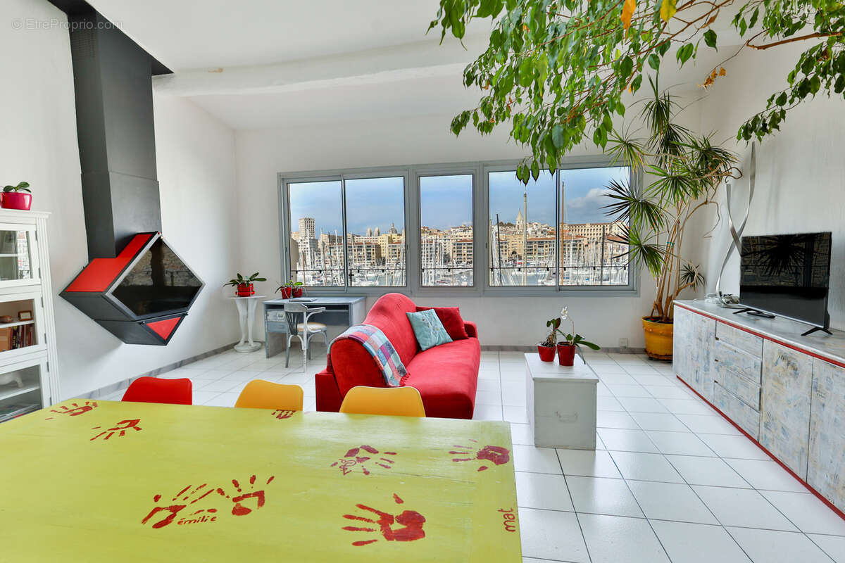 Appartement à MARSEILLE-7E