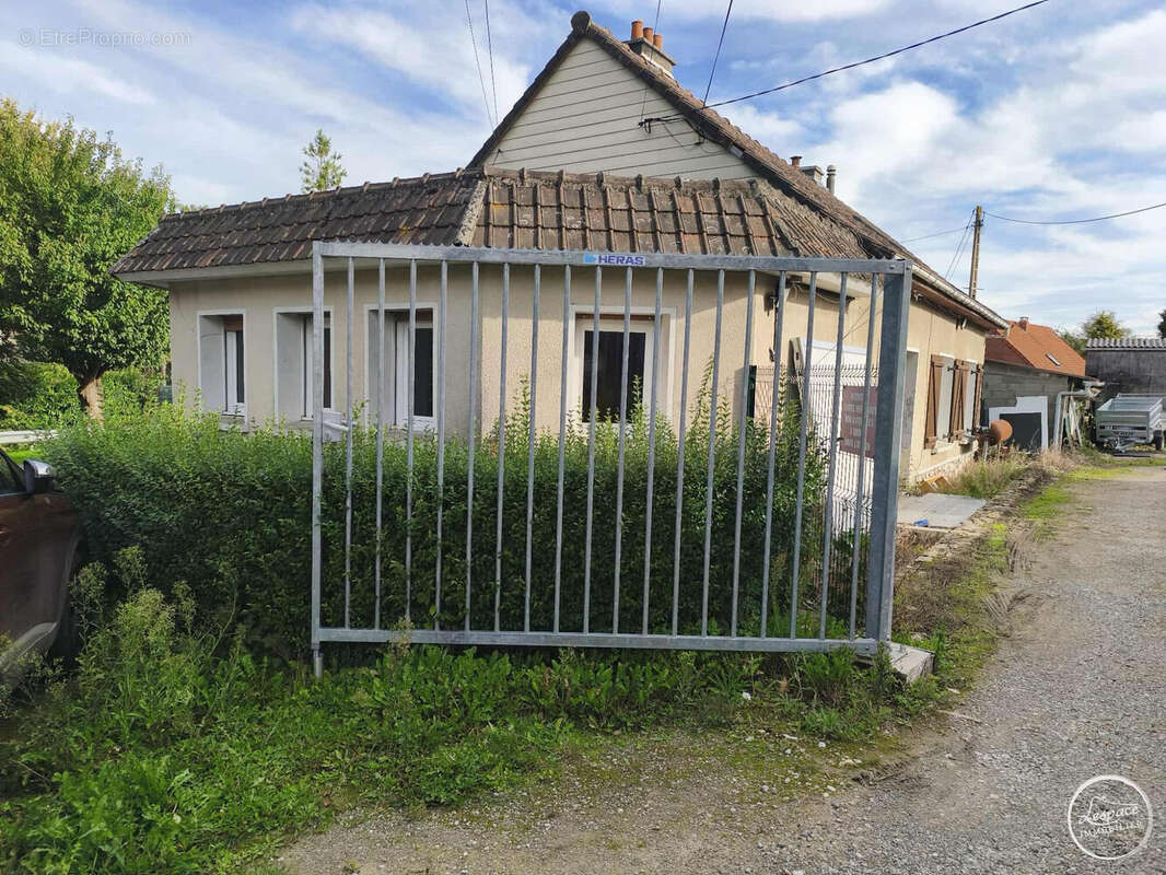 Maison à NIELLES-LES-BLEQUIN