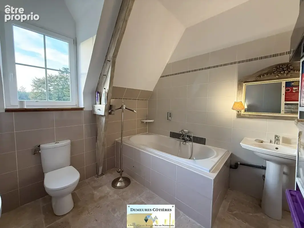 Propriete familiale et touristique de charme a 10 minutes de FECAMP - parc 8000 m2 - piscine - 6 chambres - photo 36