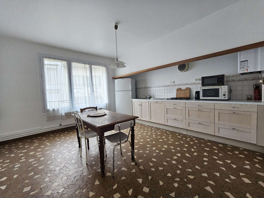 Appartement de 121 m2 avec 3 chambres en hyper centre de Vernon très lumineux - photo 6