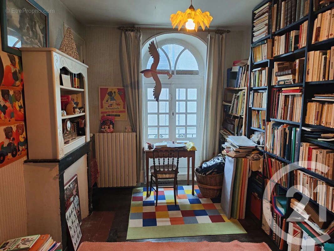 Maison à COSNE-COURS-SUR-LOIRE