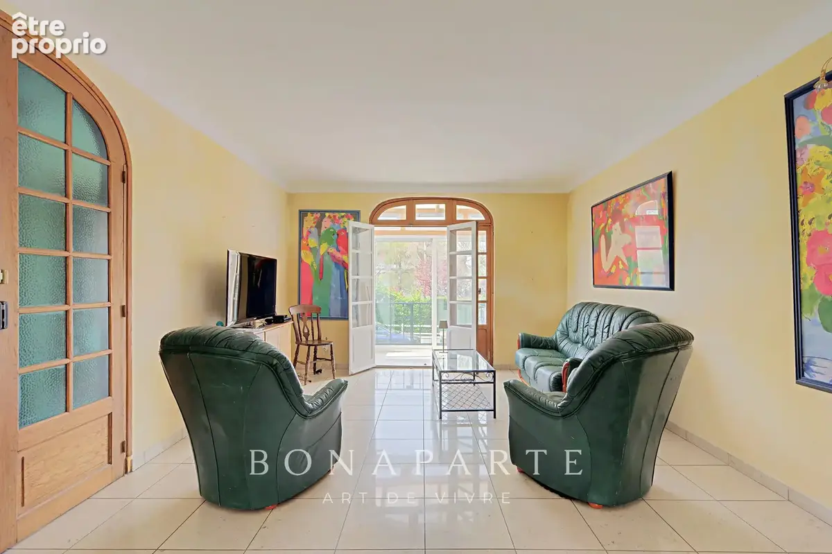 Poissy (78) - maison familiale - 12 pieces - photo 8