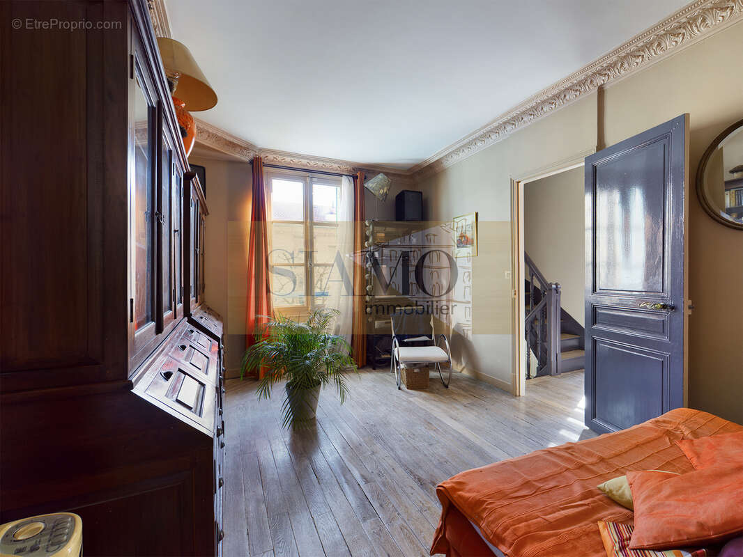 Maison avec jardin arboré - 3/4 chambres - vincennes - photo 8