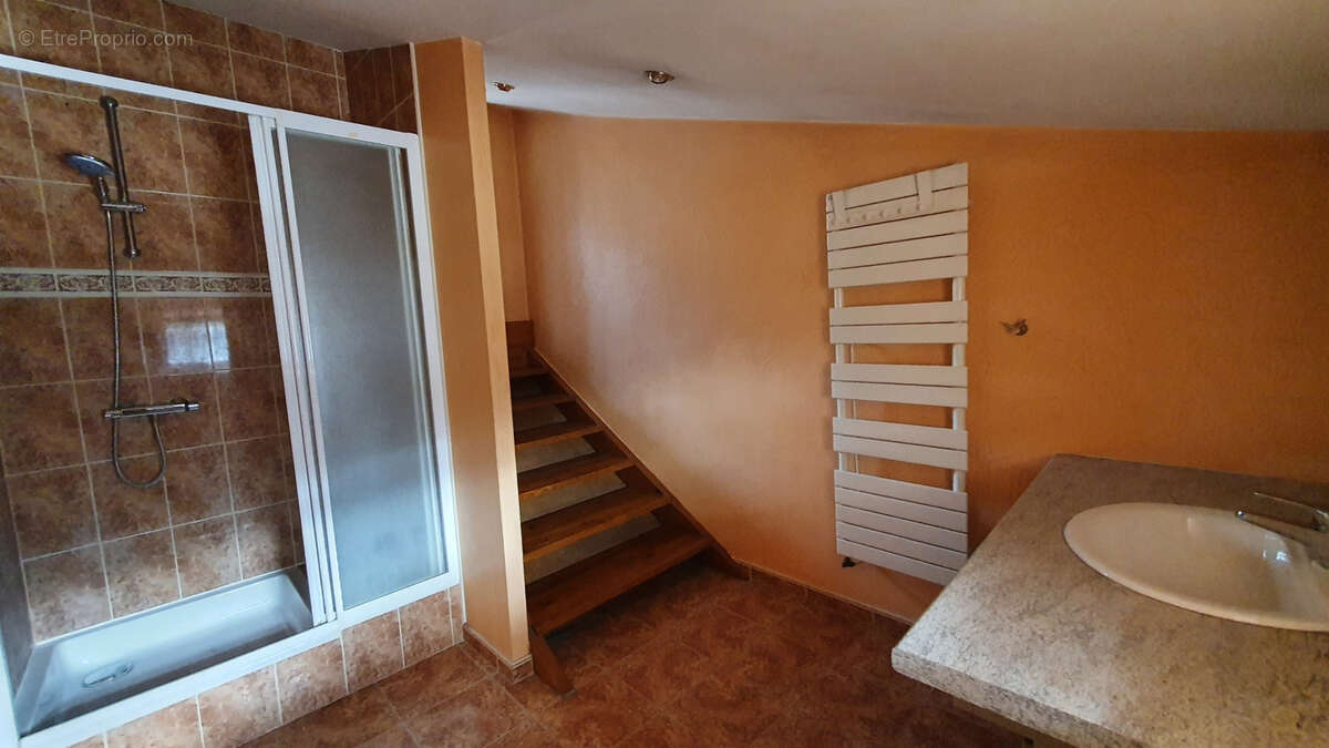 Appartement à SAINT-AFFRIQUE