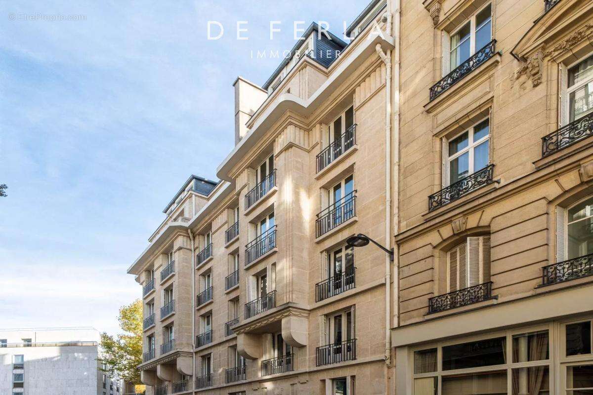 Appartement à PARIS-6E