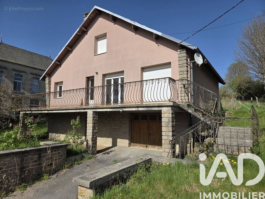 Photo 1 - Maison à GENTIOUX-PIGEROLLES