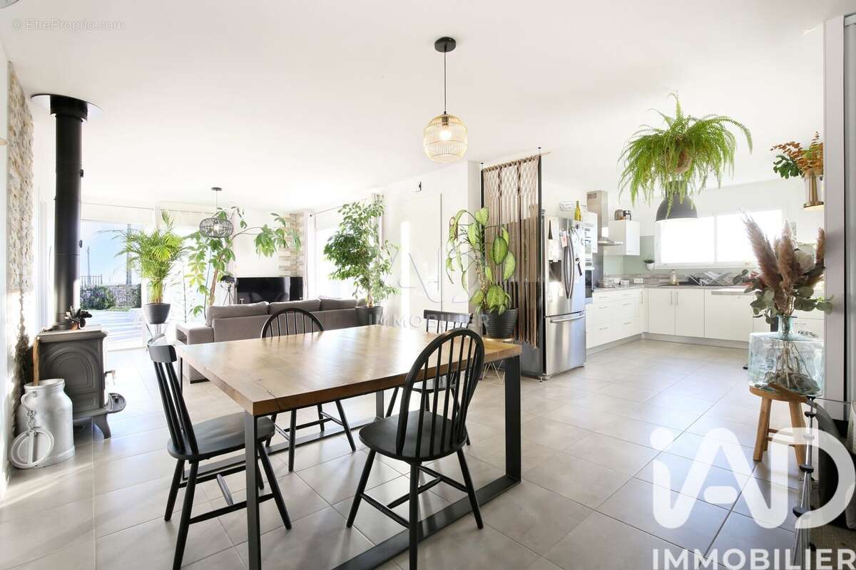 Photo 3 - Maison à DREMIL-LAFAGE