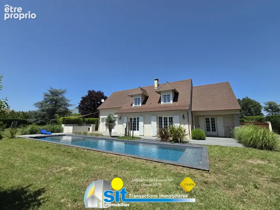 Villa 212 m2 sur les hauteurs de Roussillon   Calme absolu   Piscine   Terrain 1 616 m2 - photo 3