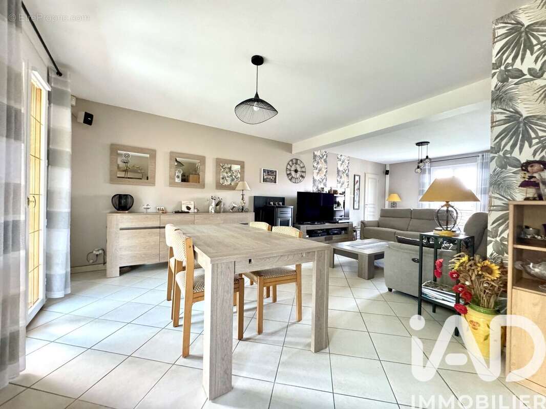 Photo 6 - Maison à BOMBON