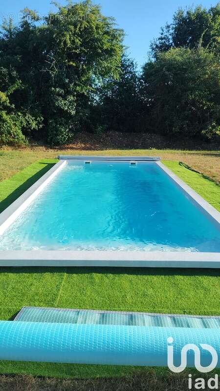 Photo 2 - Maison à CORME-ROYAL