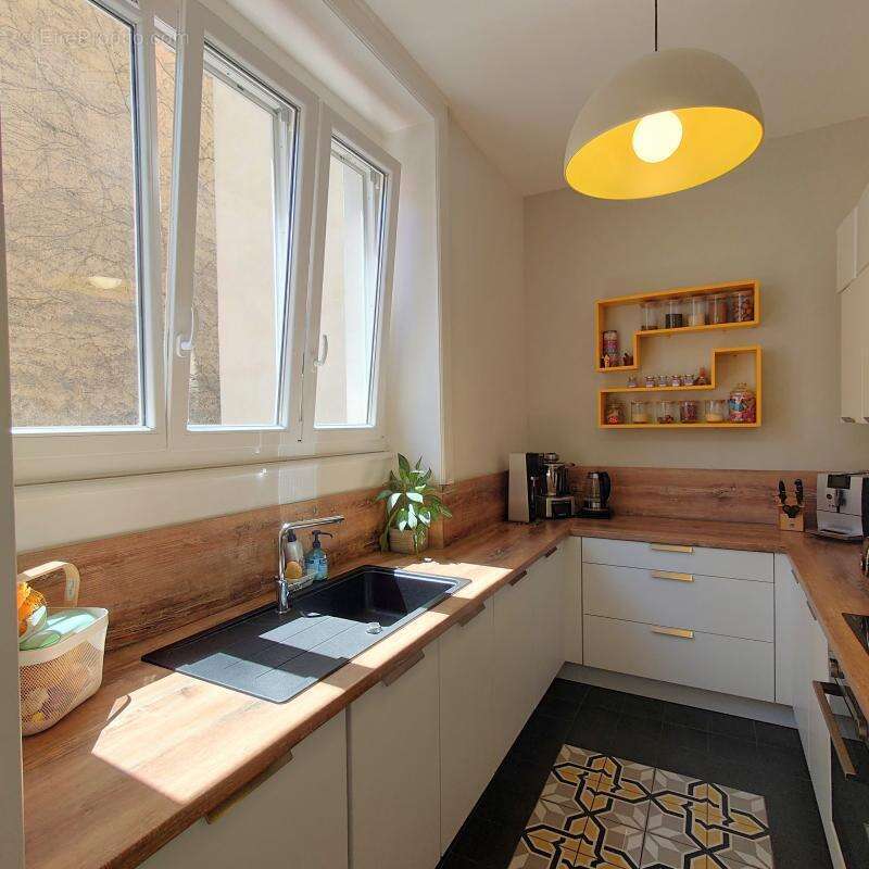 Appartement à LYON-7E