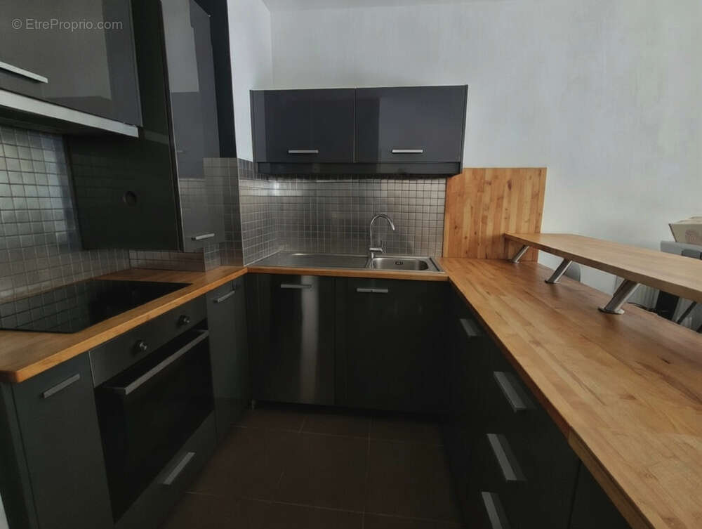 Appartement à LE ROVE