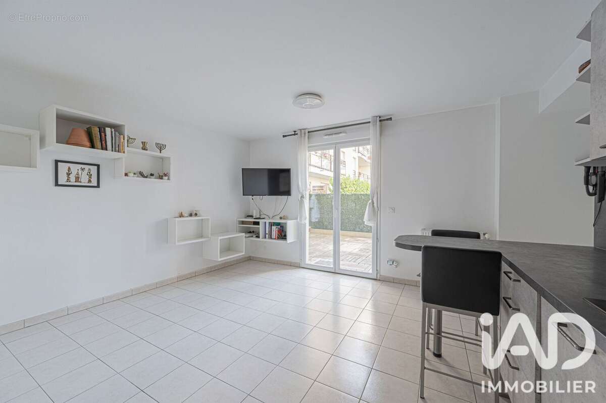 Photo 5 - Appartement à SAINT-THIBAULT-DES-VIGNES