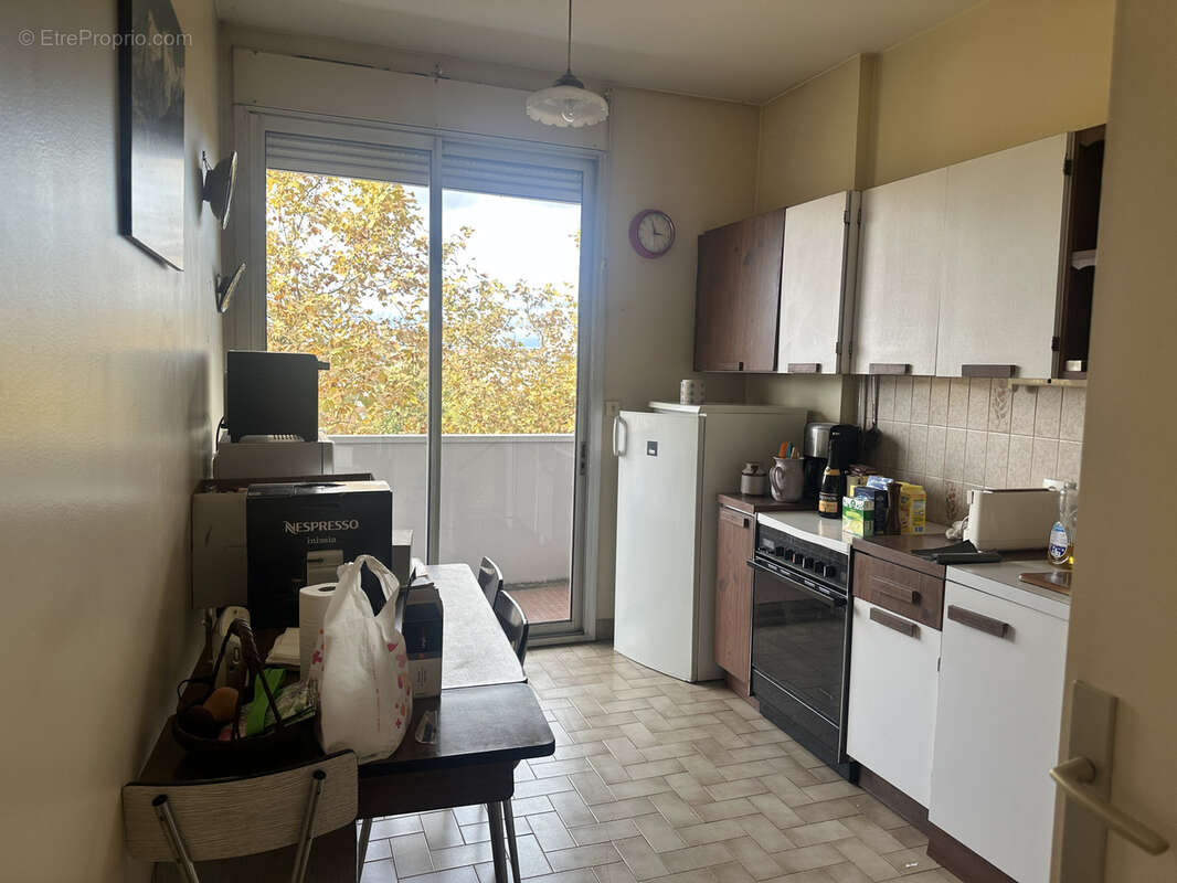 Appartement à SAINT-ETIENNE