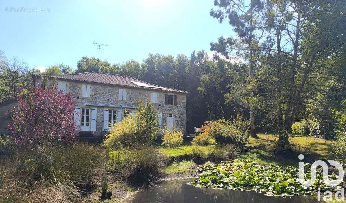 Photo 5 - Maison à CHEPNIERS