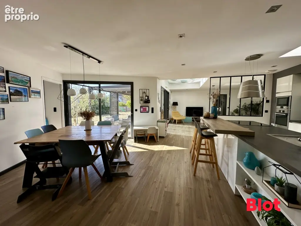 Maison 6 pièces 170 m² à vendre à Breteil (35160) - photo 4