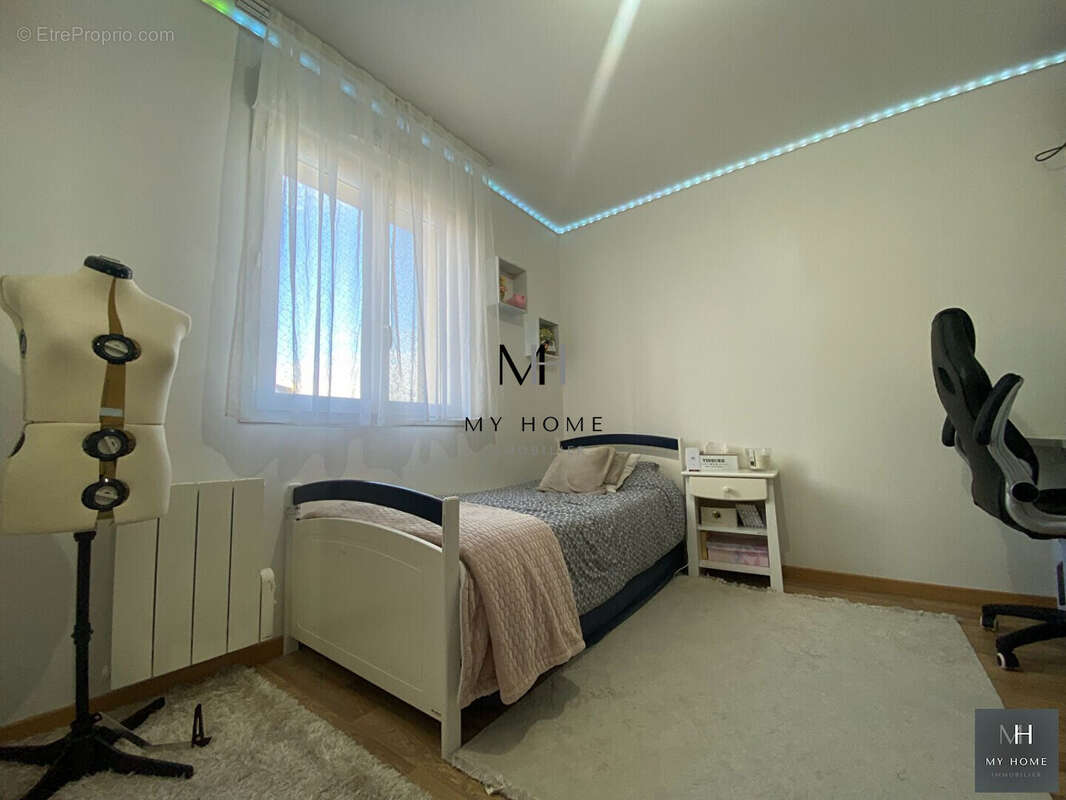 Maison 98 m² à Alencon  - photo 7