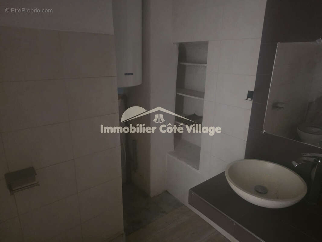 Appartement à TOUET-DE-L'ESCARENE