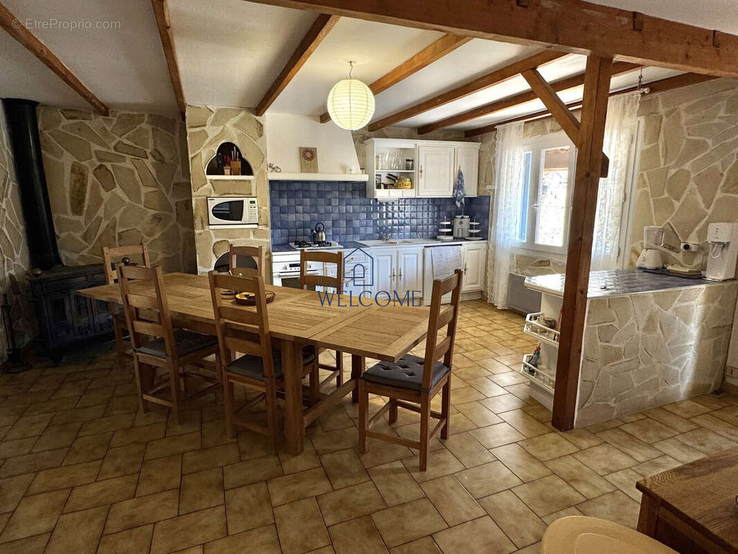 Maison à LAPALUD