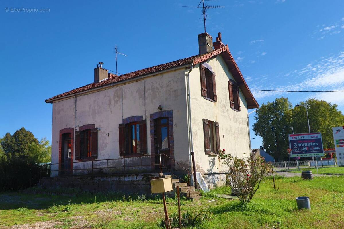 Maison à SEURRE